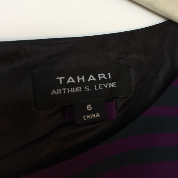 Tahari Purple & Gray Zebra Print Shift Dress | Long Sleeve Knee-Length Workwear - Picture 5 of 7